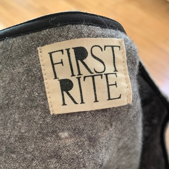 First Rite Box Sweater - Picture 4 of 5